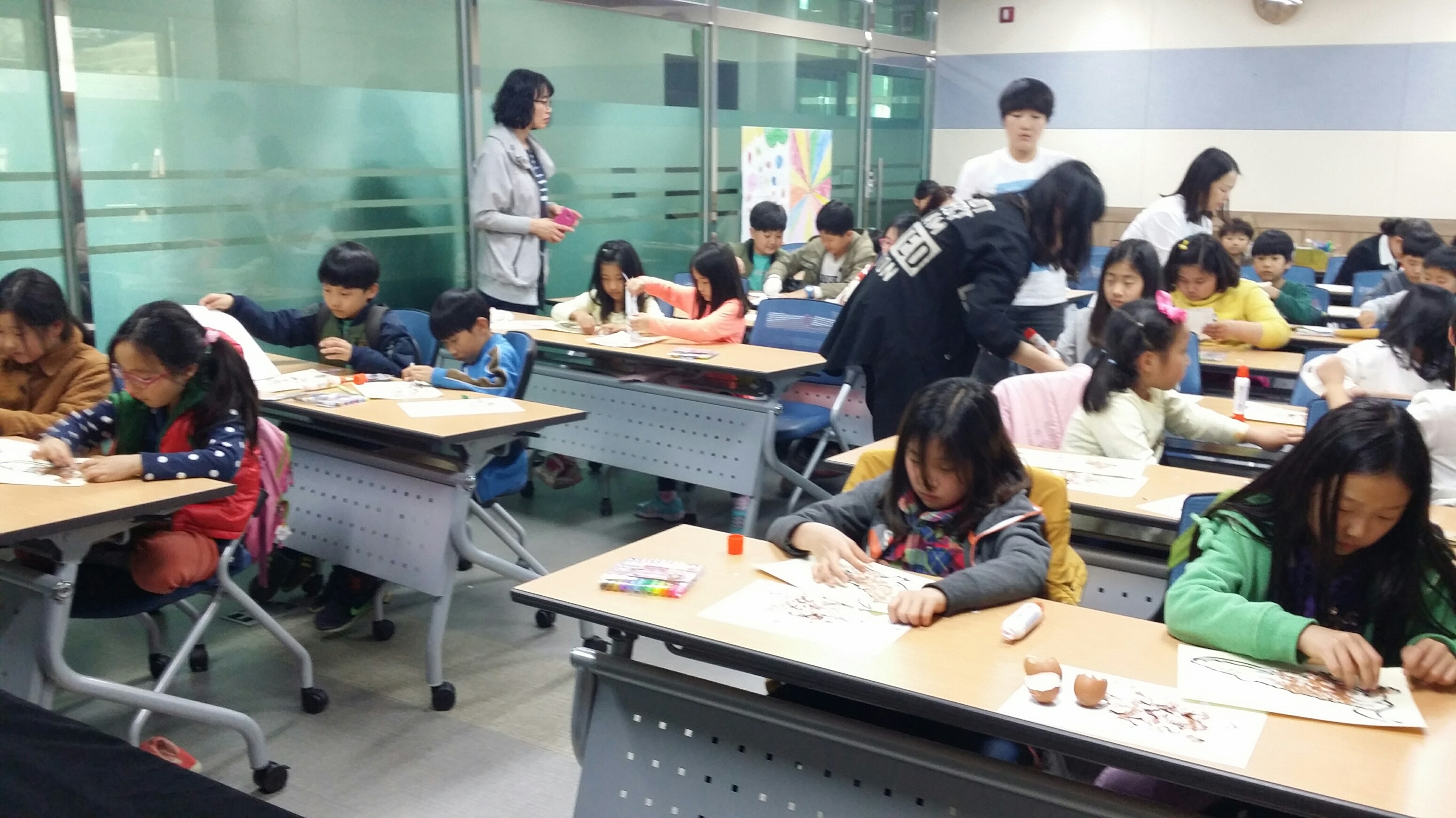 진산도서관 도서관 주간 행사 - 아주 신기한 알 첨부 이미지 #